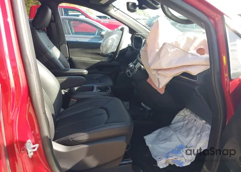 2025 Chrysler Pacifica Select из США, поврежденный, VIN 2C4RC1BG4SR584152